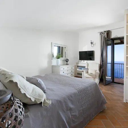 Villa - Ambra
