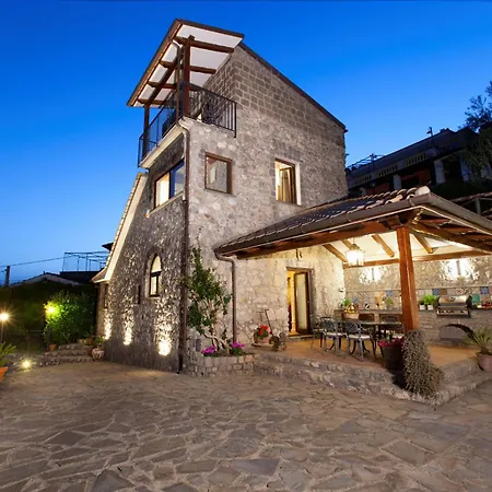 Villa - Ambra *